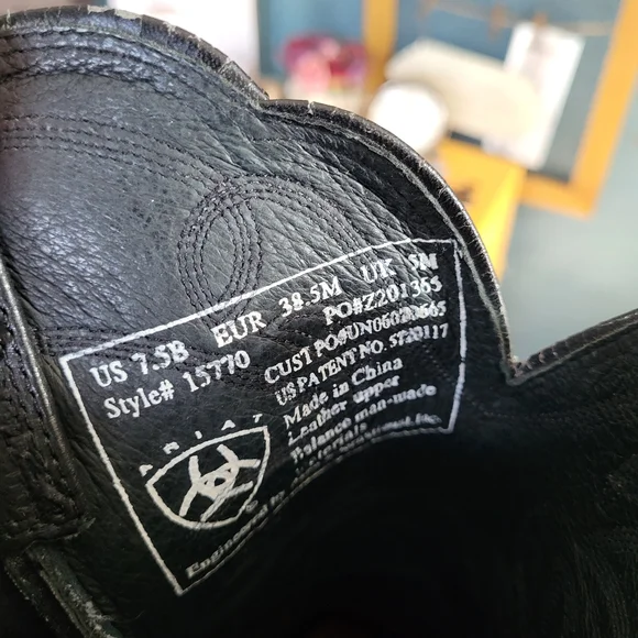 Ariat Black Leather Cowboy Boots - Picture 4 of 10